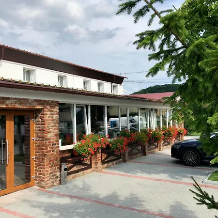 Nueva Park Pensionat 3*