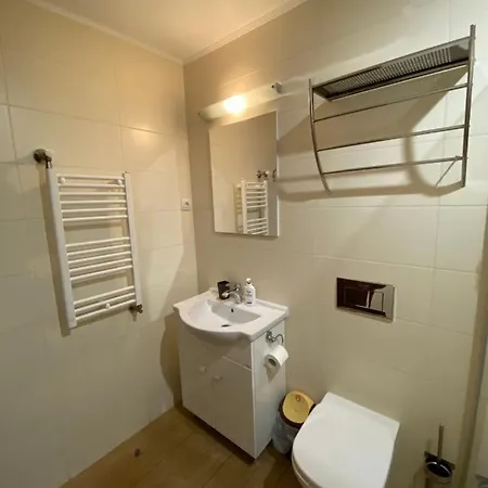 Nueva Park Pensionat 3*