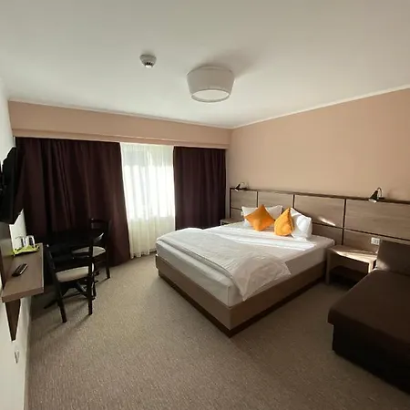 Nueva Park 3*